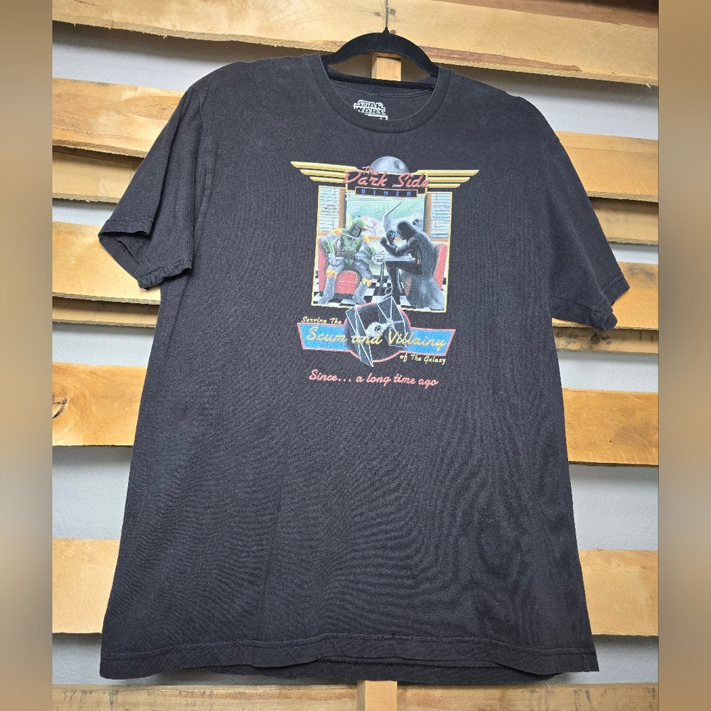 Star Wars t-shirt Size:M Color: Black